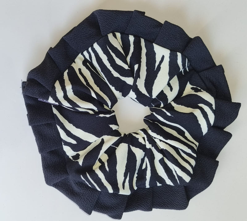 Scrunchie Zebra